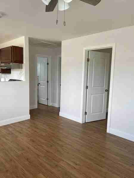 434 N 17th St #1 - Photo 3 of 6