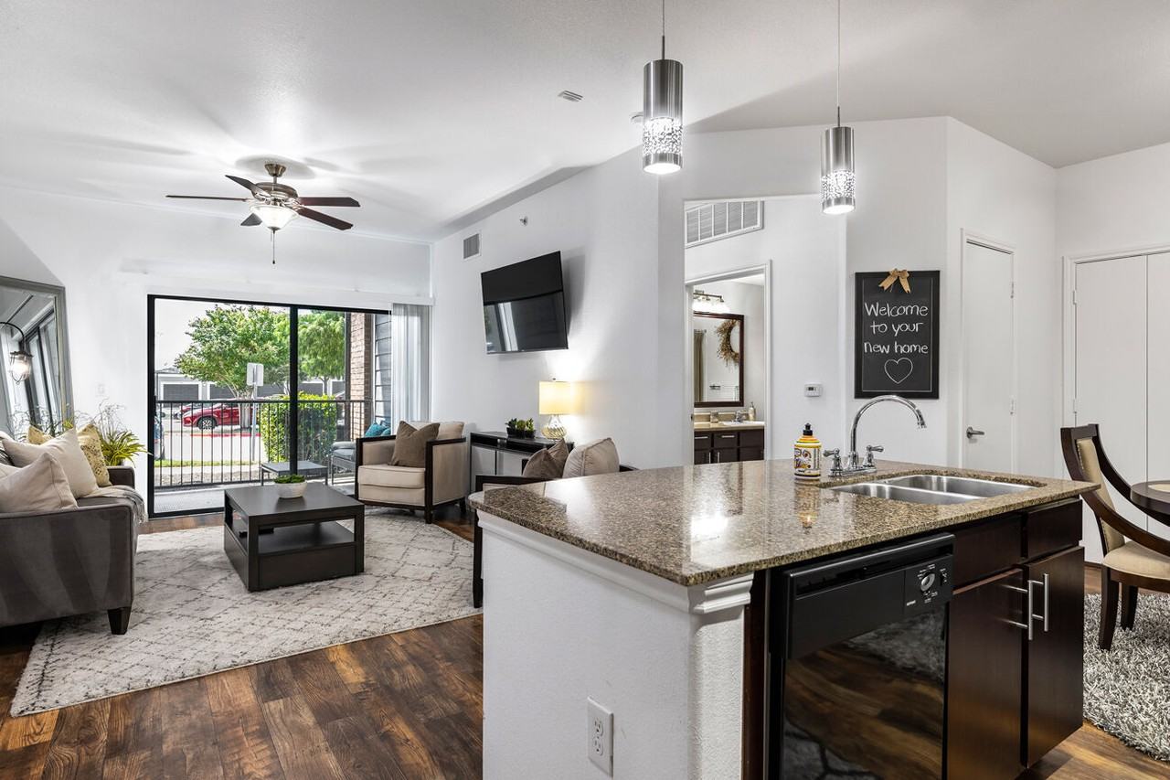 The Oaks at Techridge - Photo 3 of 33