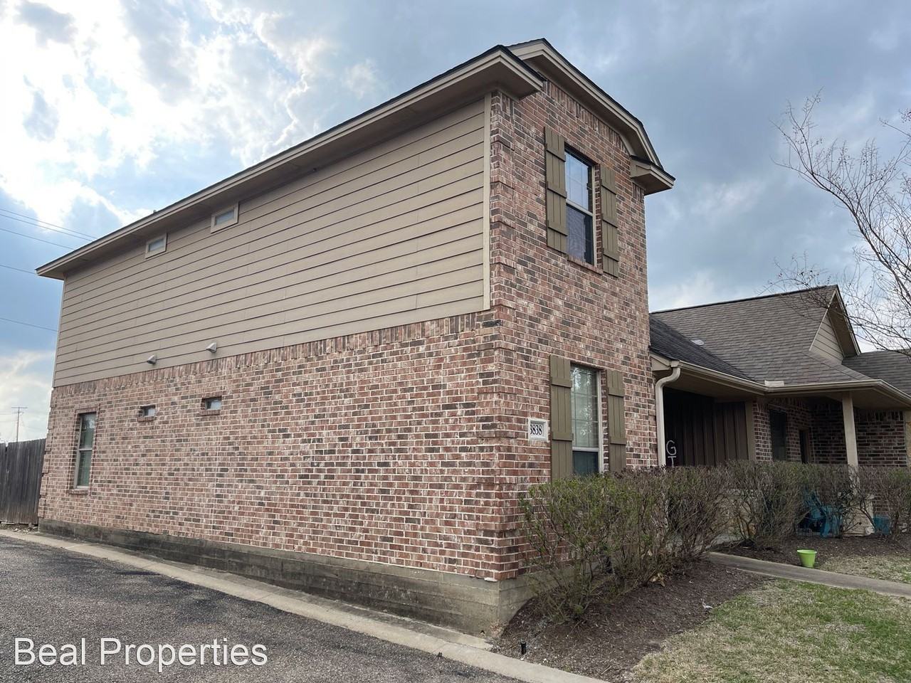 3838 Oldenburg Ln - Photo 3 of 4