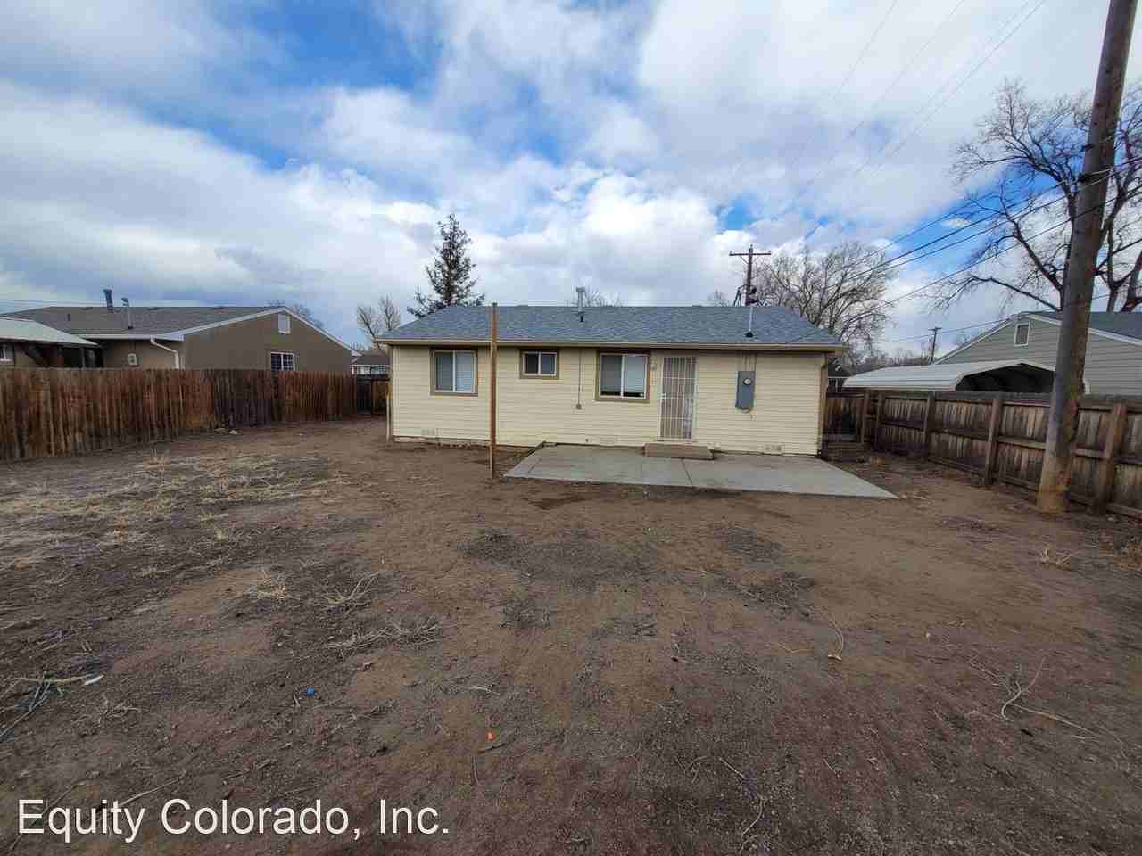 2226 Bison Dr - Photo 2 of 11