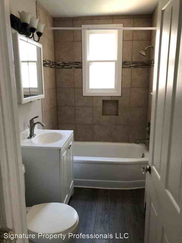 663 West Chestnut Street - Photo 3 of 13
