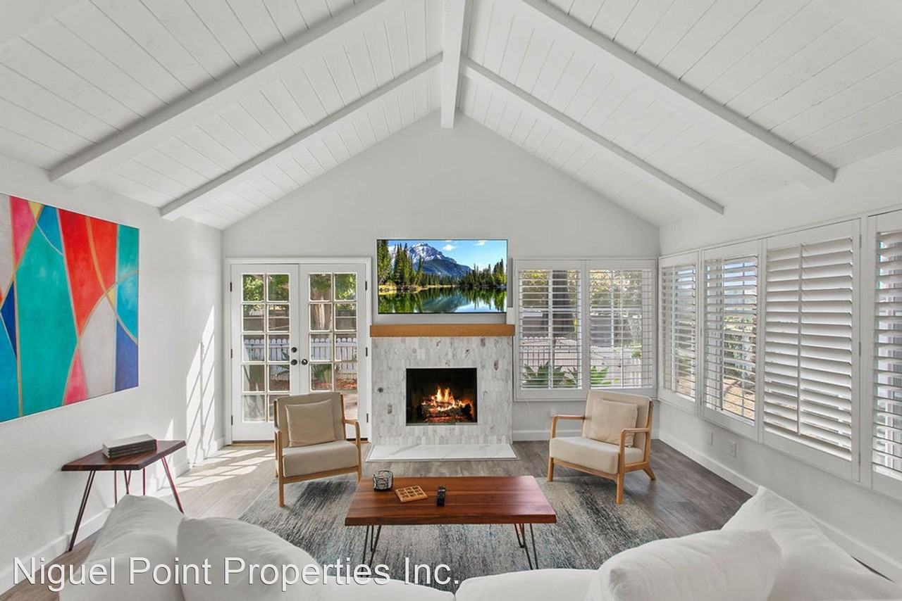 33895 Cape Cv - Photo 2 of 34