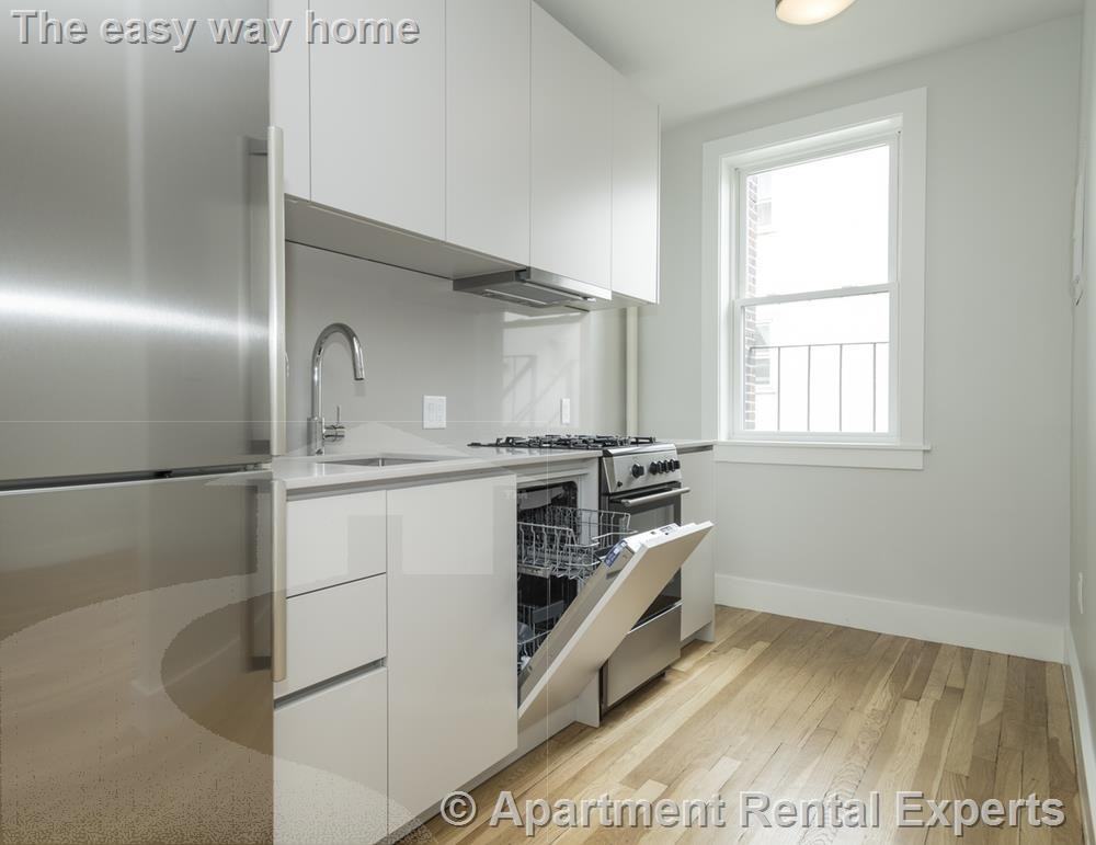 136 Highland Ave #12 - Photo 2 of 6