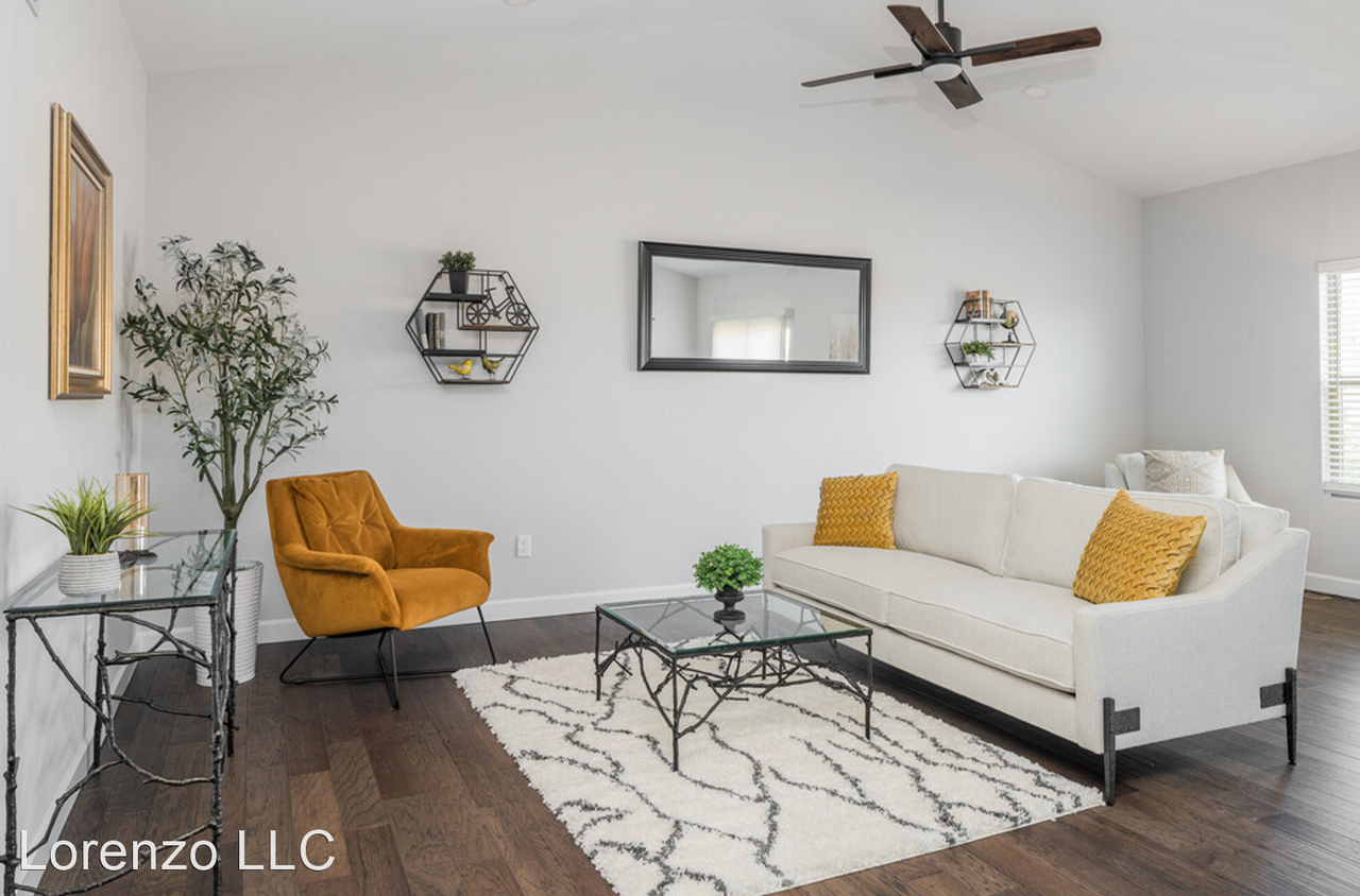 2625 Lorenzo Place - Photo 3 of 8