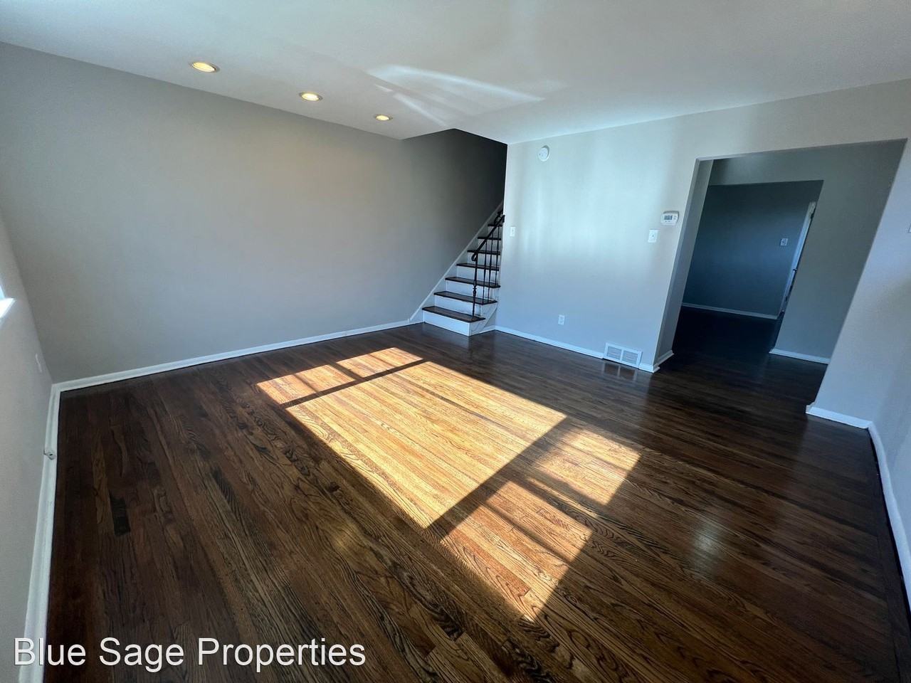 205 Juniper Rd - Photo 3 of 25