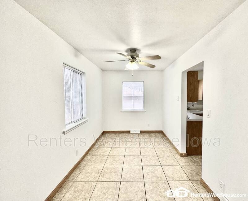 4219 Clinton Ave - Photo 3 of 17