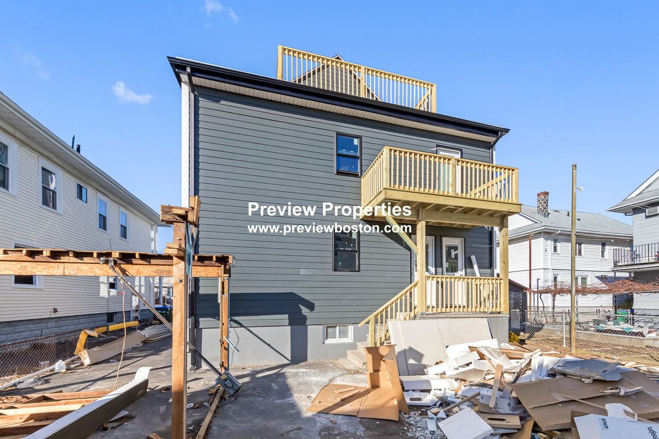 Wright Ave #2P - Photo 4 of 8