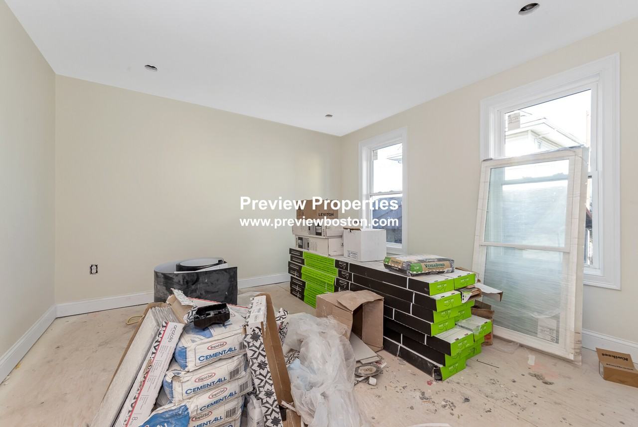 Wright Ave #2P - Photo 7 of 8