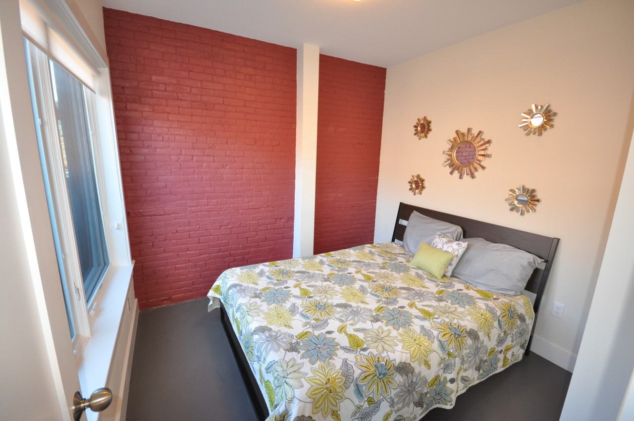 659 Massachusetts Ave #4 - Photo 6 of 33