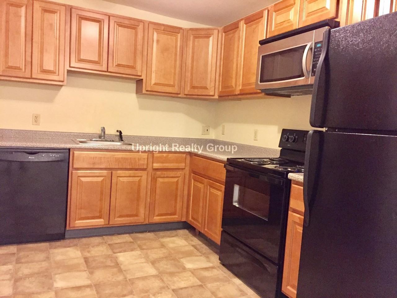 Mayflower Ave #4 - Photo 2 of 18