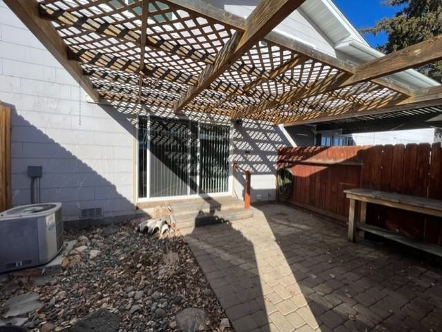 106 Smithridge Park - Photo 3 of 24