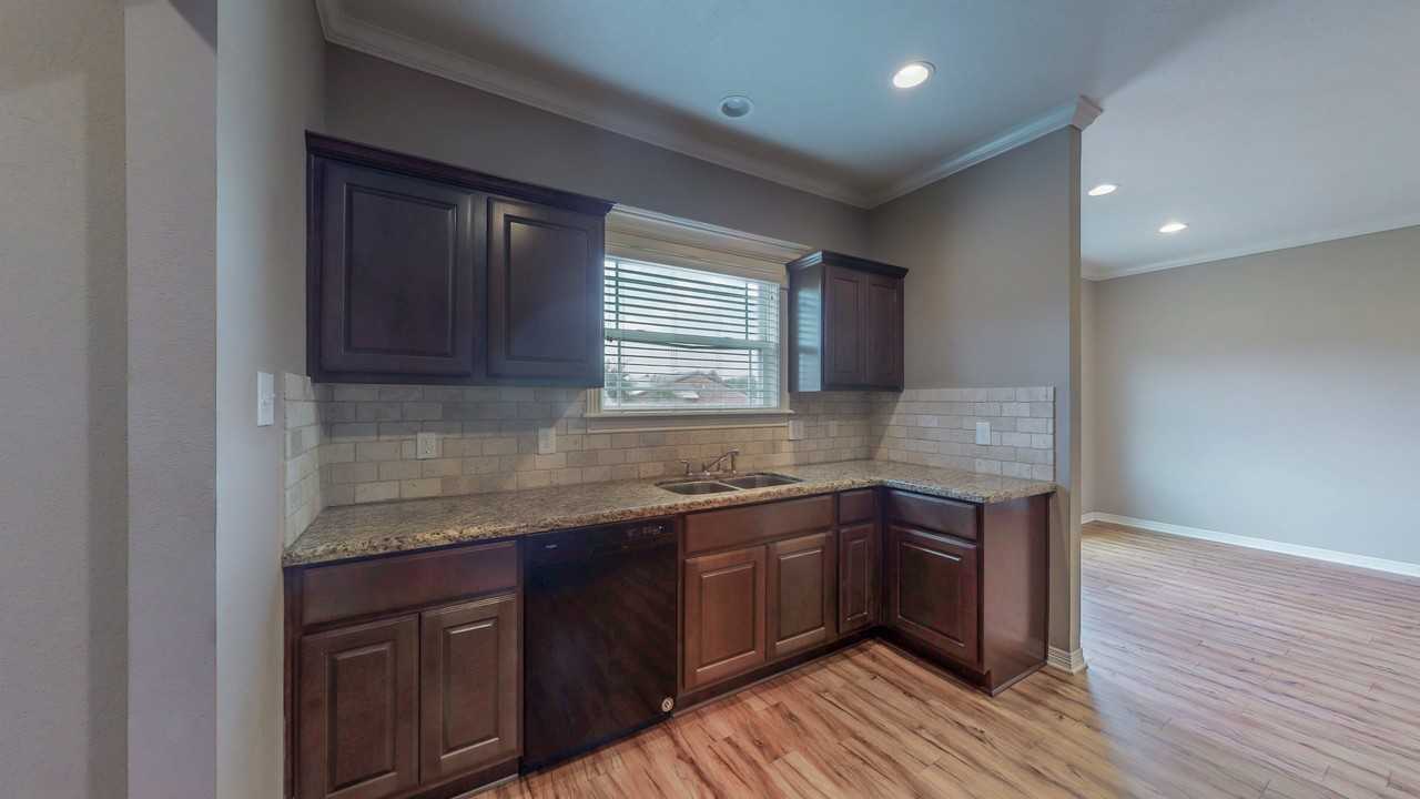 2700 Horse Haven Ln - Photo 6 of 47