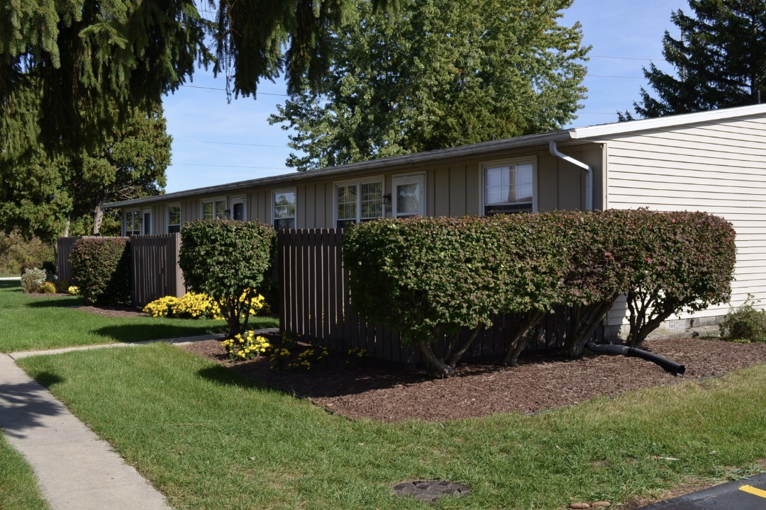 James Marie Court - Photo 2 of 7