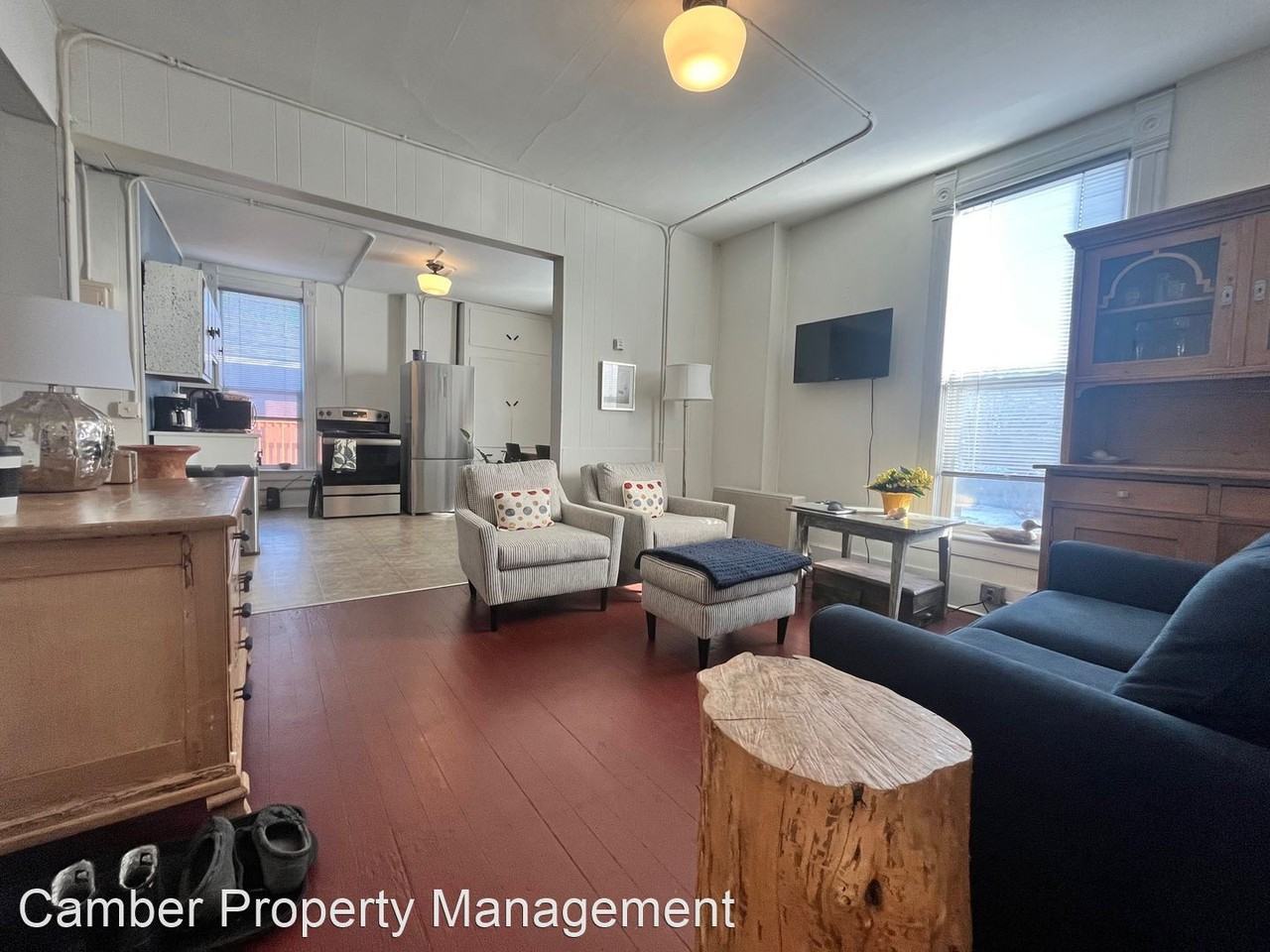 304 S 3rd W - Photo 2 of 9