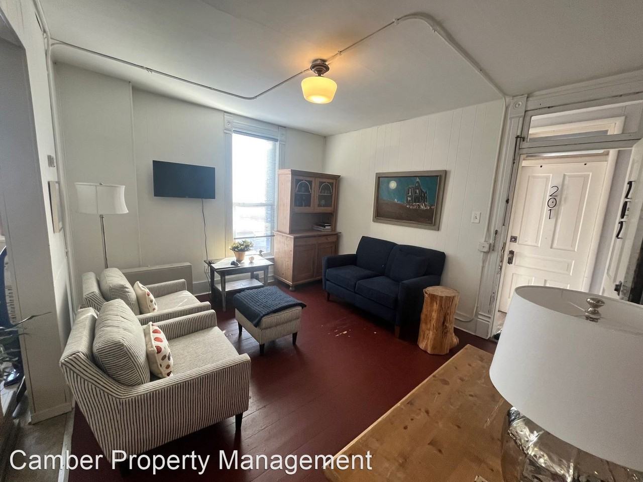 304 S 3rd W - Photo 3 of 9