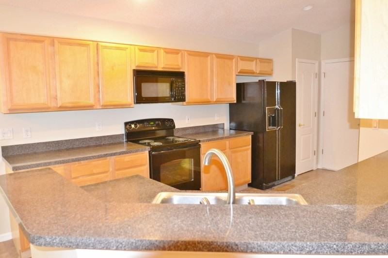 3620 Seminole Dr - Photo 3 of 9