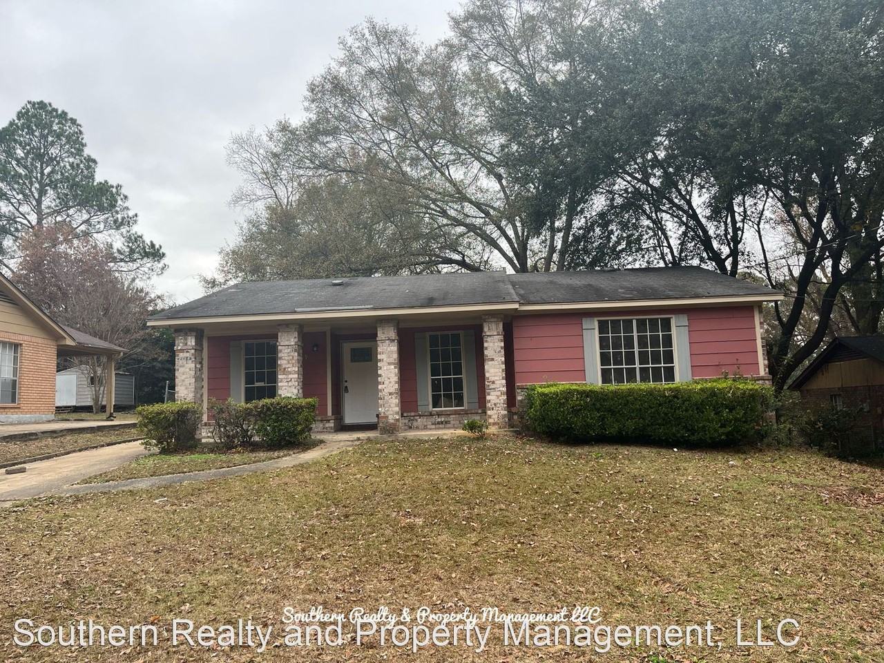 2609 Sheffield Ct - Photo 3 of 12