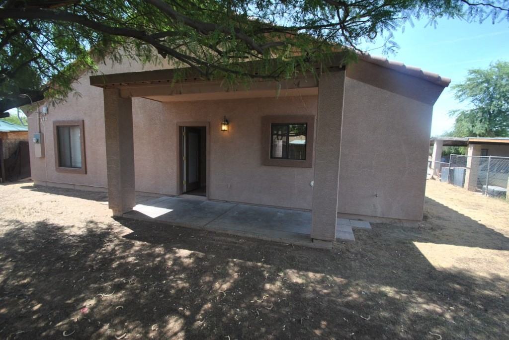 10944 W Cocopah St - Photo 2 of 13