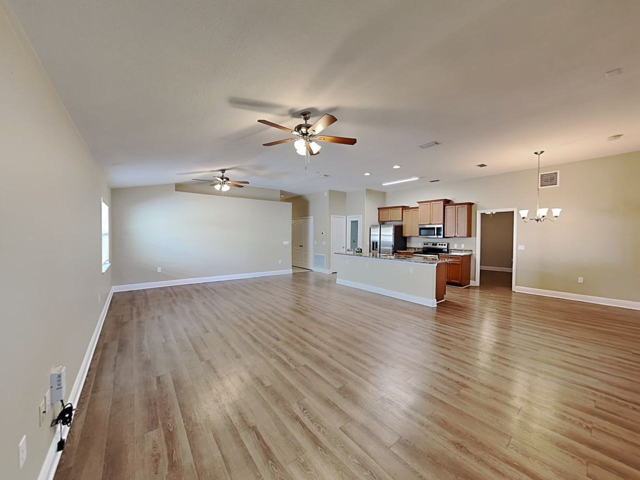 1576 Donegal Dr - Photo 3 of 18
