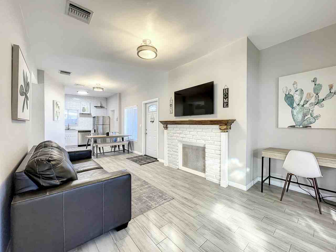 1500 Davie Blvd #0 - Photo 3 of 11