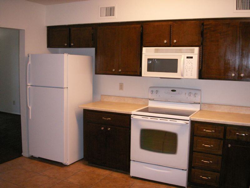 9524 W Purdue Ave - Photo 2 of 7