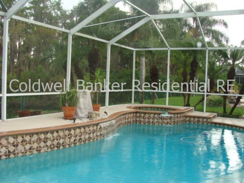 10402 Tecoma Dr - Photo 2 of 18