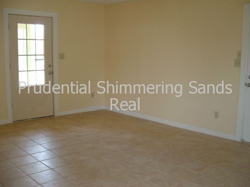 13005 Petunia St - Photo 2 of 9