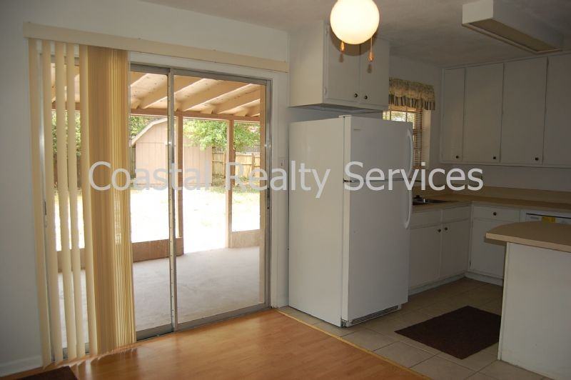 29 Caswell Cir - Photo 3 of 7