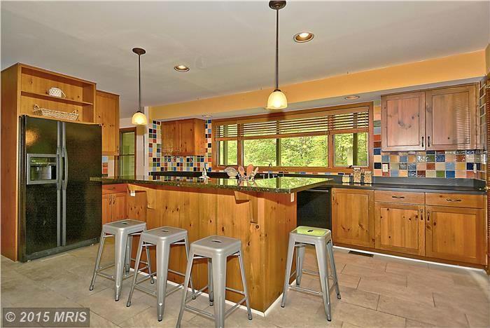 1904 Pump Handle Ct - Photo 2 of 6