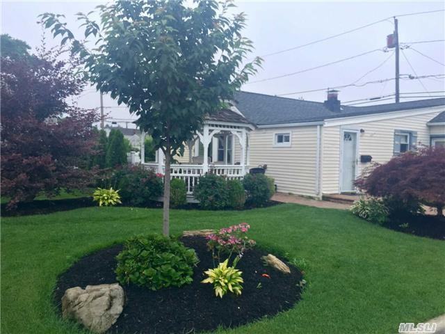 2442 Ellsworth St - Photo 2 of 8