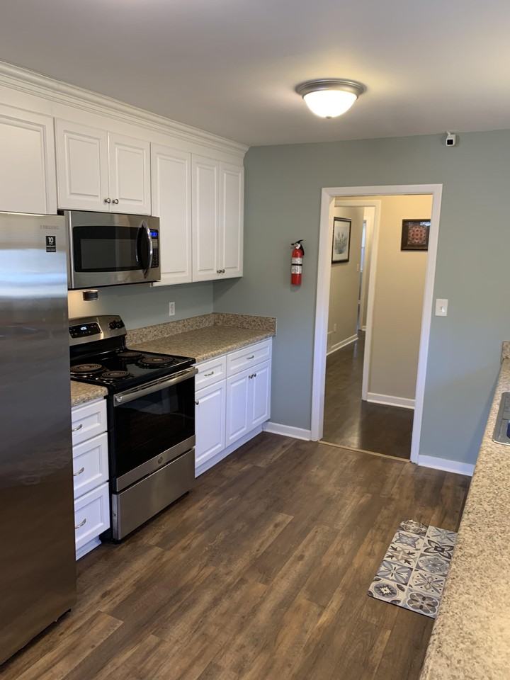 Hillcrest Dr Se - Photo 6 of 14