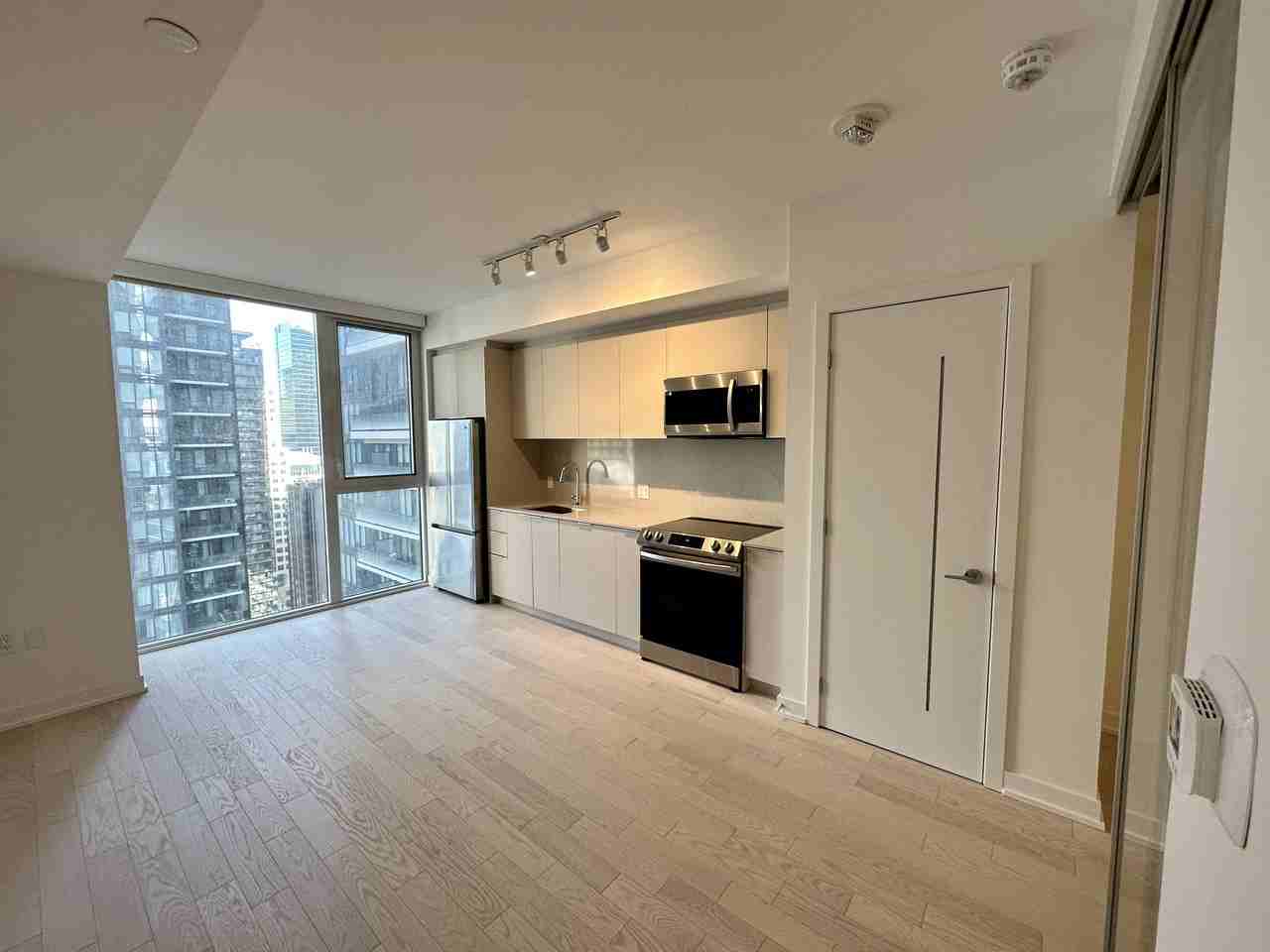 357 King Street West #2305