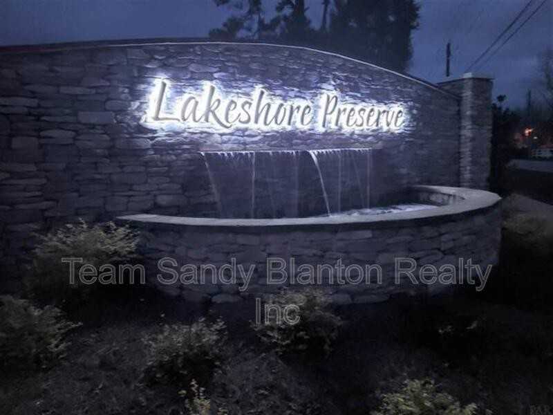 7459 Oak Lake Blvd - Photo 2 of 31