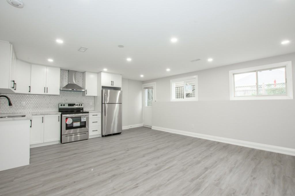 168 Windsor Street Apartments 168 Windsor St, Welland, ON L3C 6T6