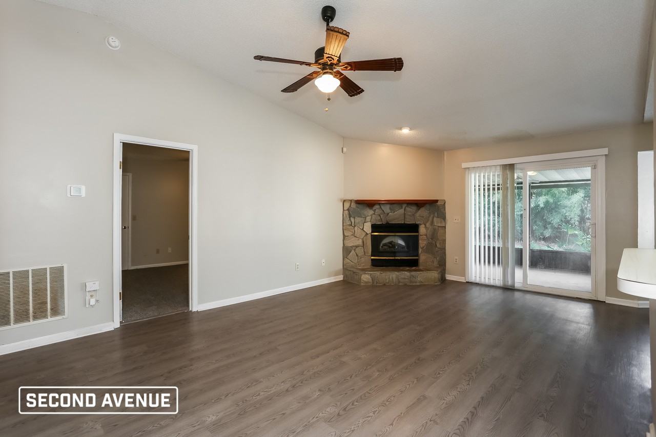 6604 Arancio Dr W - Photo 2 of 21