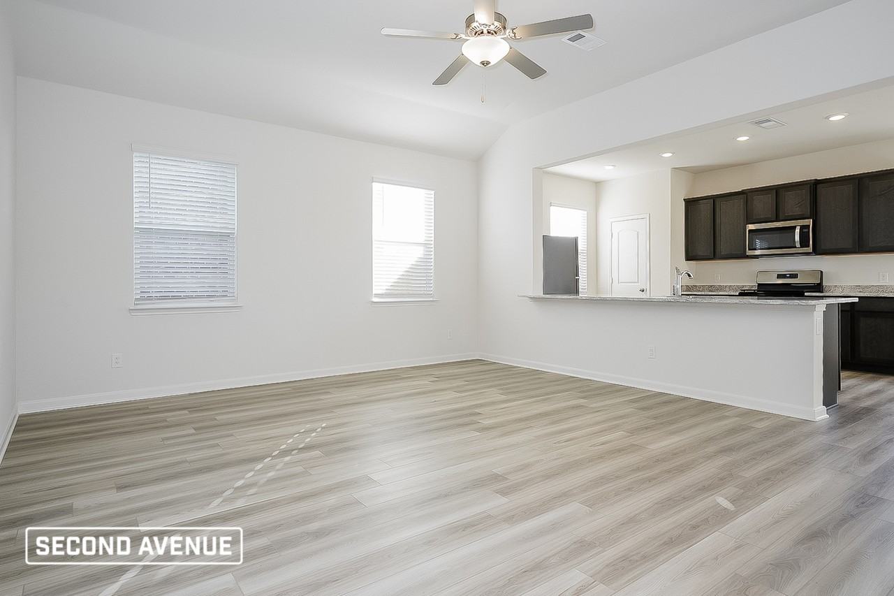 157 Sammy Fowler Ave - Photo 5 of 21