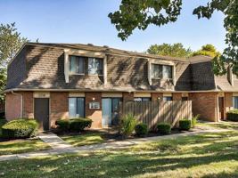 featured image of 3264 Green Meadows St