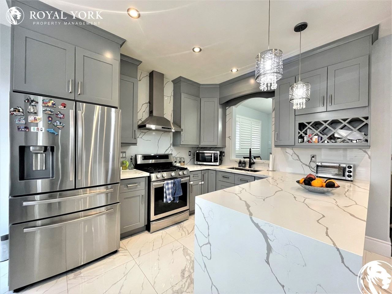 68 Mccandless Crt - Photo 2 of 47