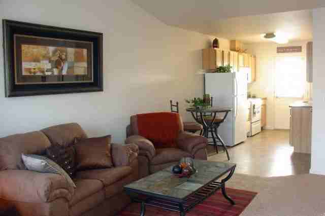 531 531 Pemberton Ln - Jasmine Apartments - Photo 4 of 7