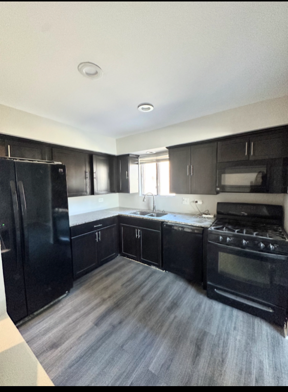 1031 E 151st St #1W - Photo 7 of 17