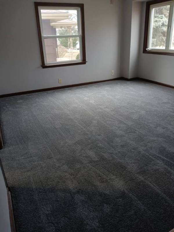 4020 Sheffield Ave - Photo 3 of 7