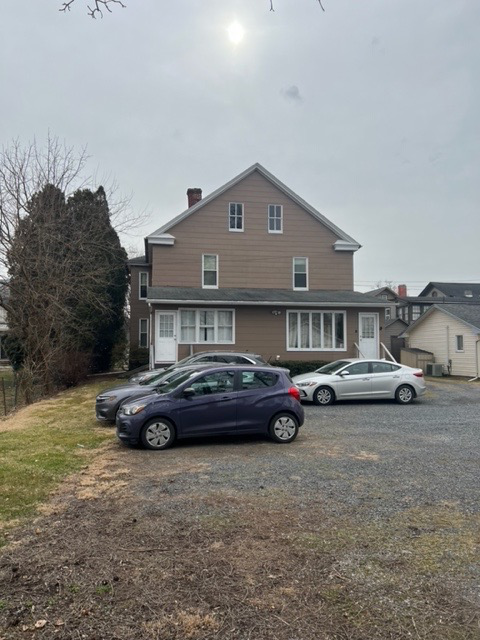 245 W 3rd St - Photo 2 of 7