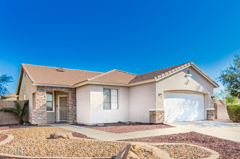 9502 W Mariposa St - Photo 3 of 15