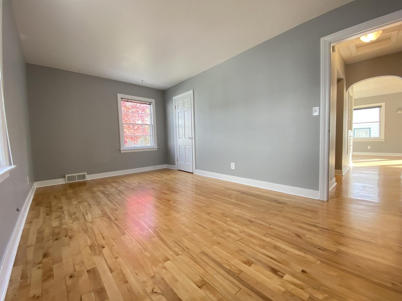 1536 7th Ave Ne #1 - Photo 5 of 16