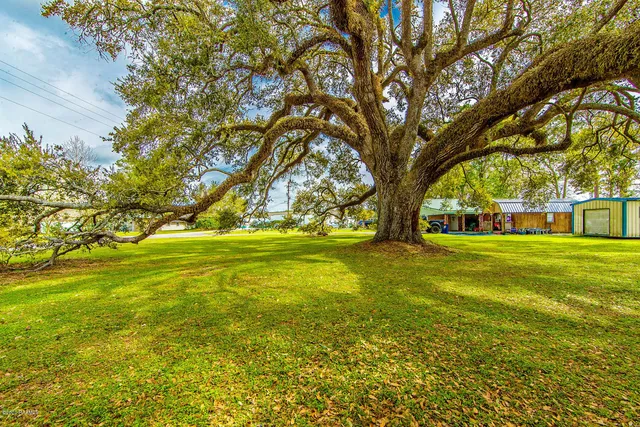 1400A Main St - Photo 2 of 3