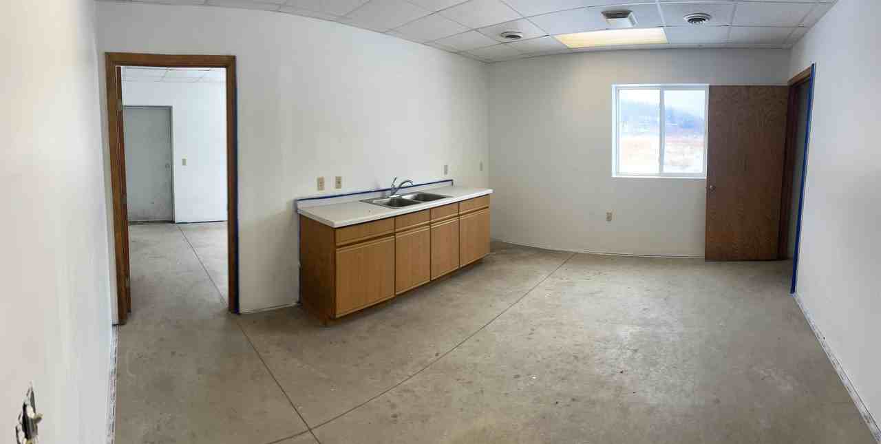 70 45th Avenue Southwest - Photo 2 of 12
