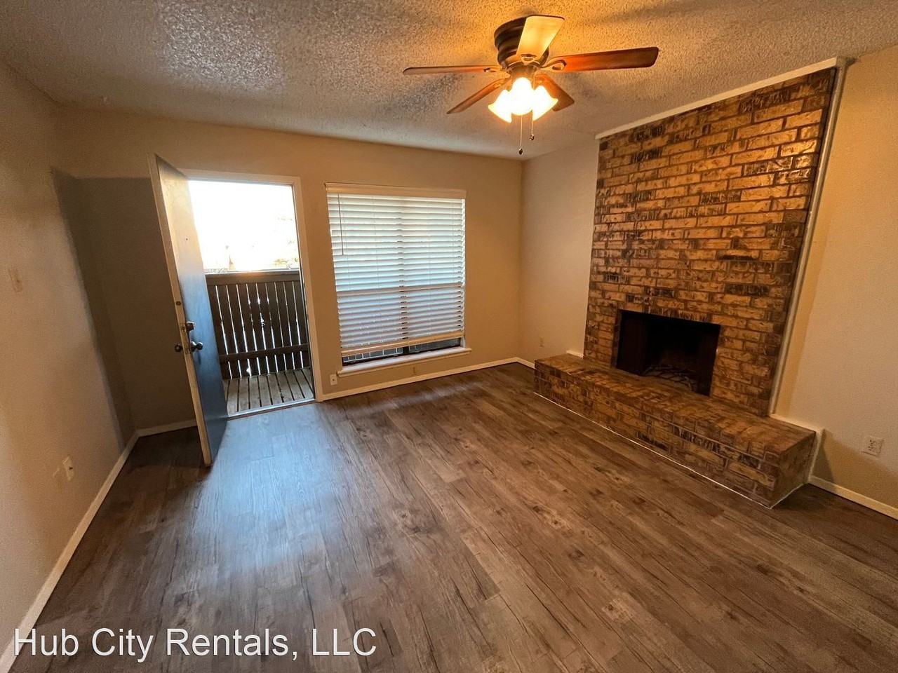 8601 8601 B-37 Memphis Drive - Photo 3 of 12