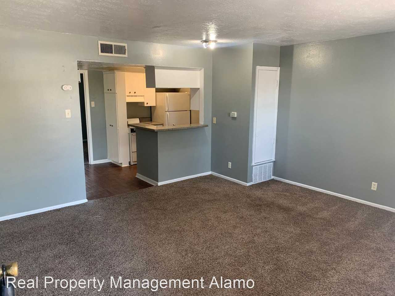 170 De Chantle Road - Photo 3 of 9