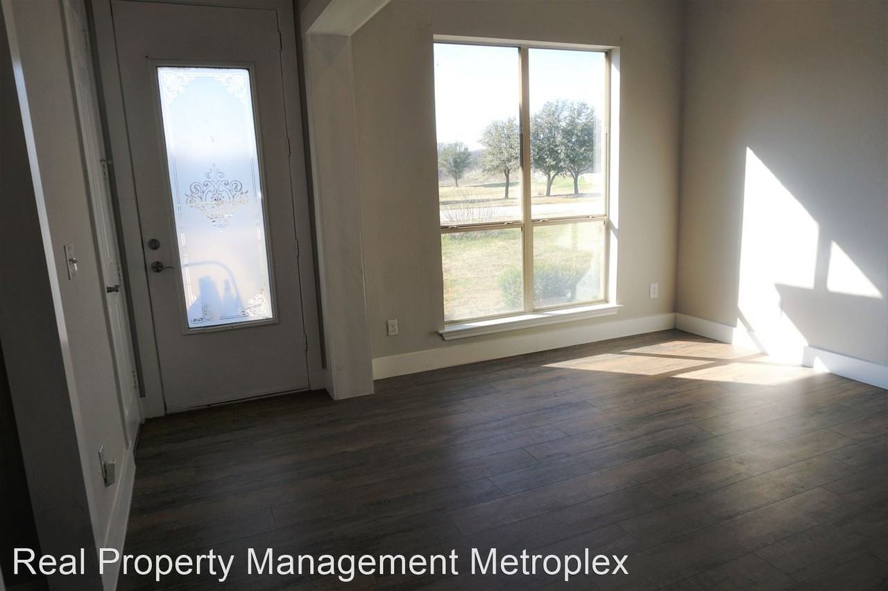 3105 Preston Club Dr - Photo 3 of 27