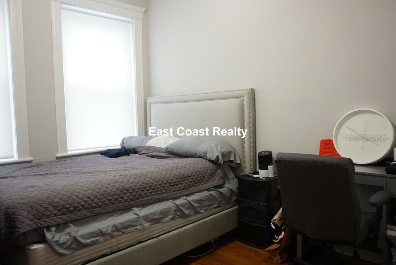 31 Gardner St #7 - Photo 6 of 9